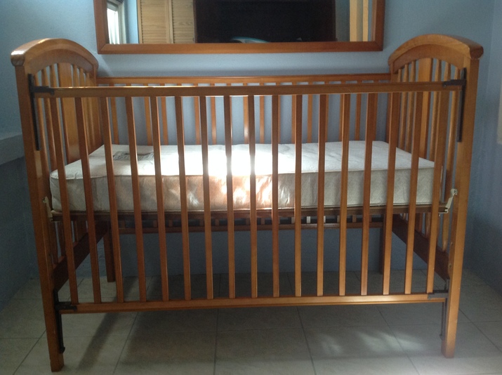 Emoo Online Classifieds For Sale Baby Crib Baby Cradle And