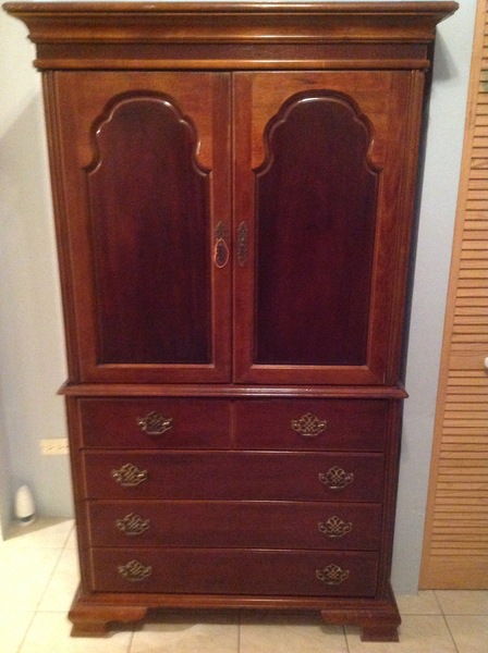 Emoo Online Classifieds For Sale Armoire Dresser 400 00