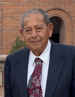 Juan Gonzalez Obituary (1931 - 2023) - Laredo, TX - San Antonio Express-News